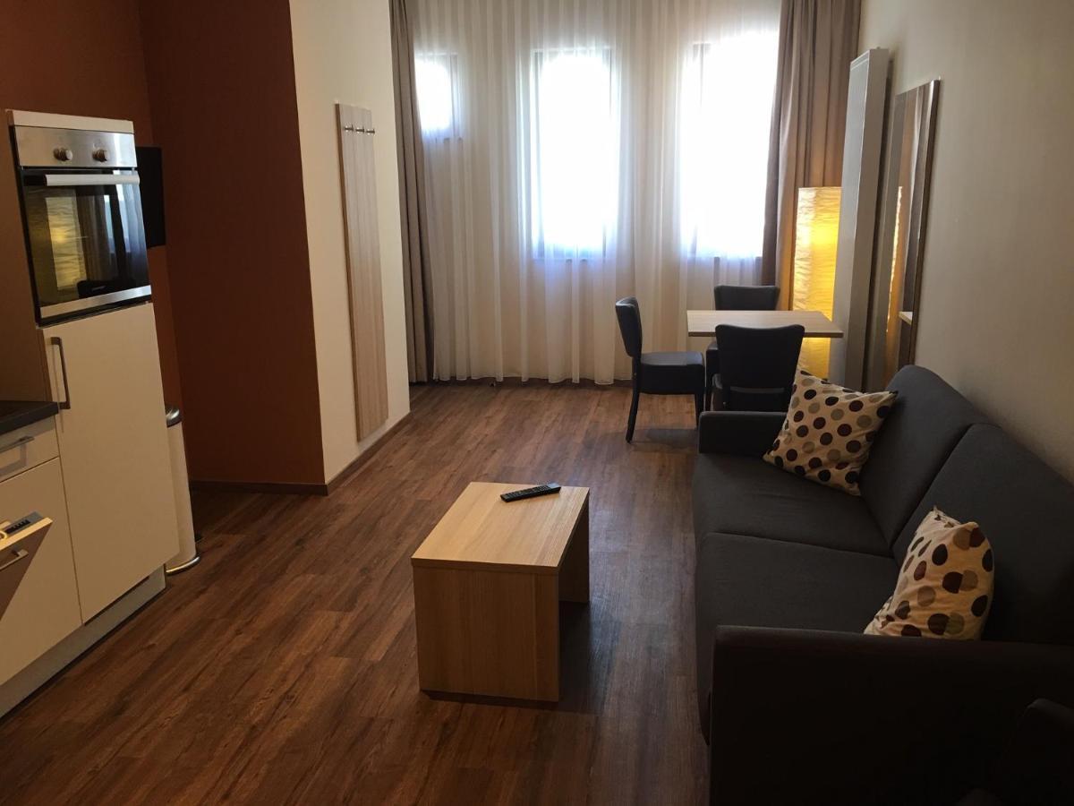 3 Apartments Am Wambolter Hof 3 Бенсгайм Екстер'єр фото